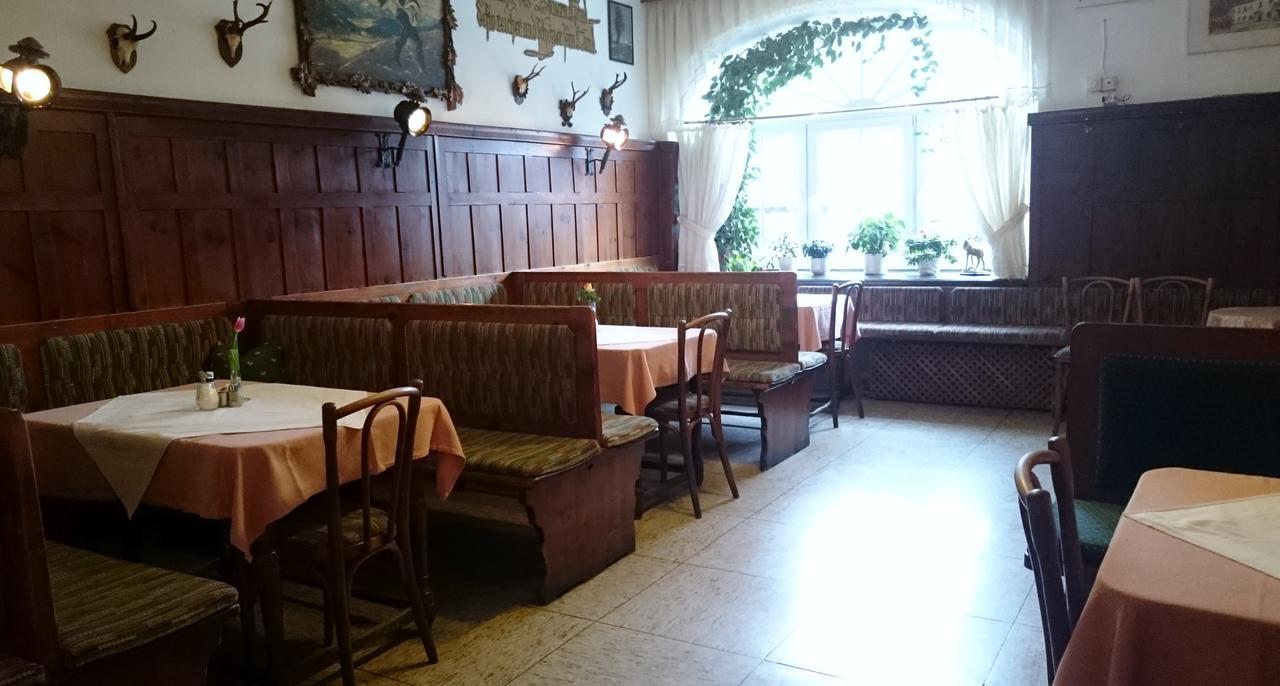 Hotel Zum Goldenen Hirschen Göstling an der Ybbs Exterior foto